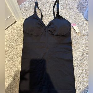 Nursing compression tank